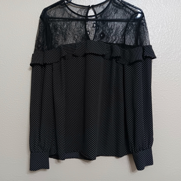 Chateau Lace Trim Top - Plus